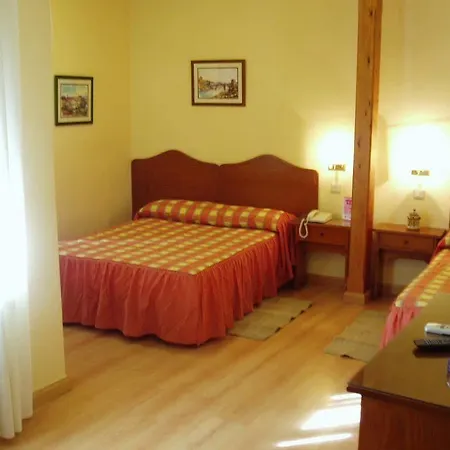 בית הארחה Santo Tome טולדו