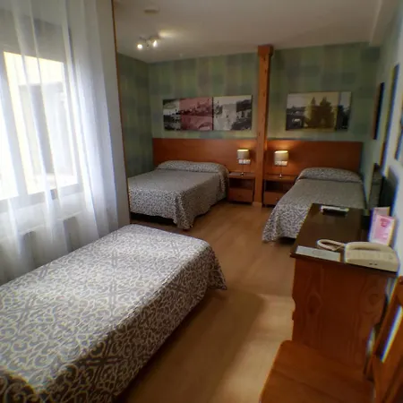 בית הארחה Santo Tome טולדו