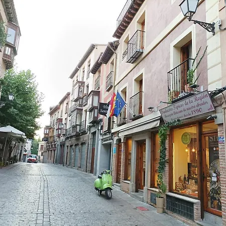 Santo Tome Vendégház