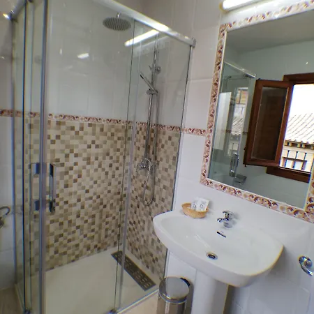 Santo Tome בית הארחה 2*
