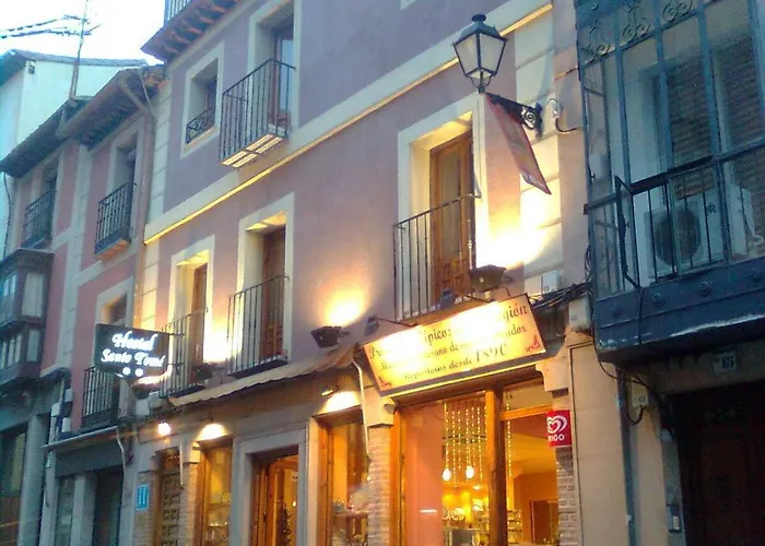 ゲストハウス サント トメ