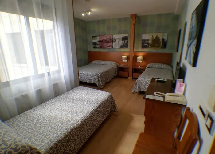 ゲストハウス サント トメ トレド